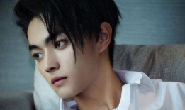 许凯和肖战最新爆料,揭秘娱乐圈幕后真相